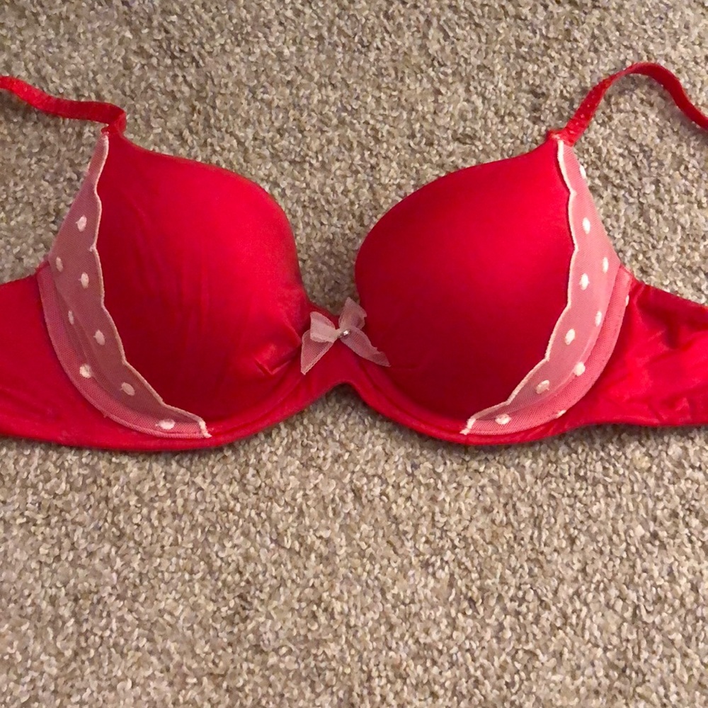 Victoria’s Secret bra